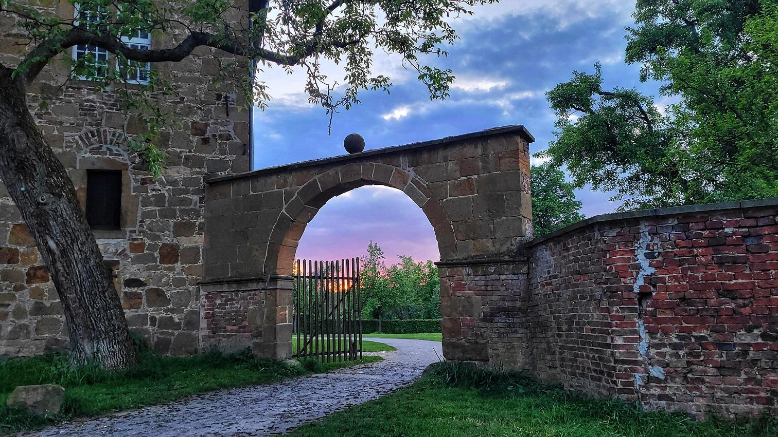 Herz Torbogen 20240502